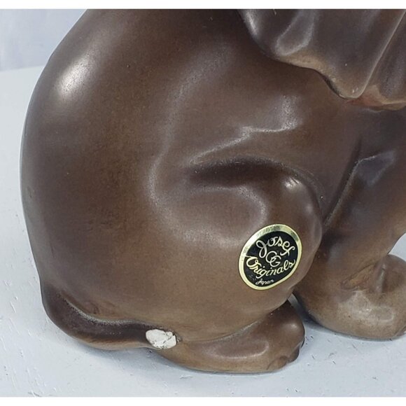 Josef Originals Large Elephant Sitting with Flower Figurine - Picture 7 of 8